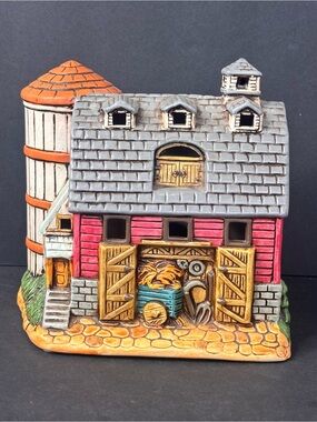 VTG 1988 Lefton Byron Wood Colonial Village Lighted Barn Silo Hand Painted 06750